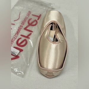 Merlet DIVA Pointe Shoes 20